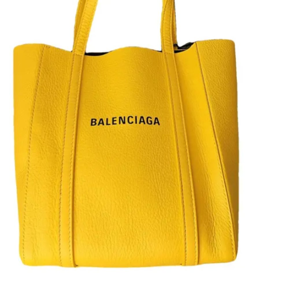 Balenciaga Everyday XXS Tote Bag Mini - Yellow, Leather